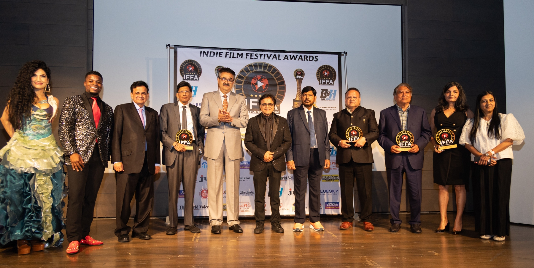 awards Cer