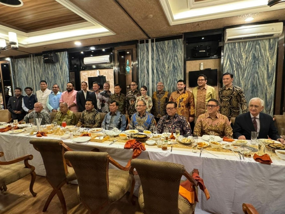 All-Party Delegations Meet Leaders 