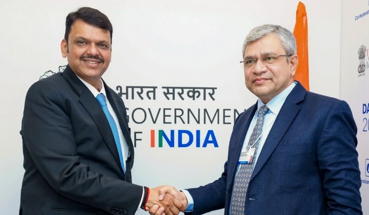 Fadanvis and Vaishnaw