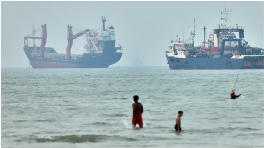 Cargo Ship Reports Being Struck In Strait Of Hormuz As US, Iran Claims About Talks Diverge