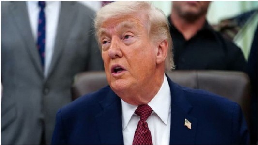 Trump Vows 'Tremendous' Economic Costs On Iran Partners