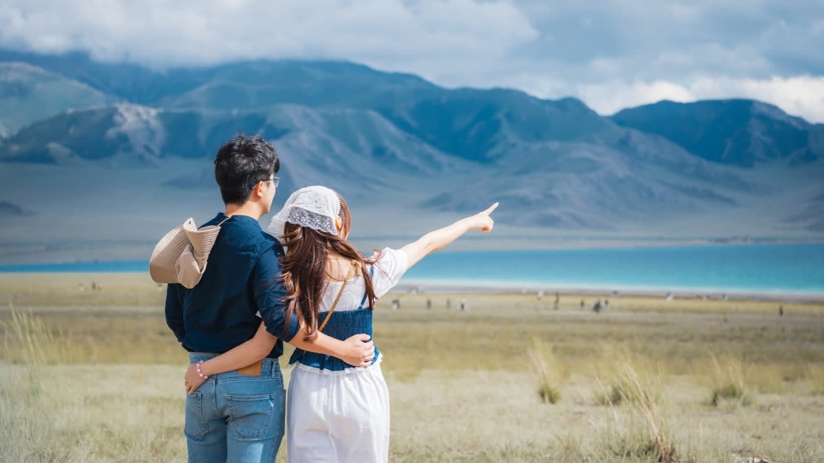Dating Trend Travel Is Becoming The Best Icebreaker